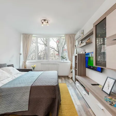 Ada Apartment